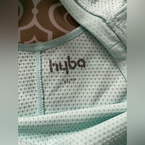 Reitmans (Hyba) Women’s Activewear Shirt - Picture 3 of 3